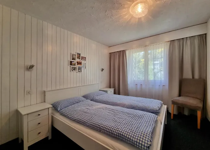 Alpengarten 1. Og * 萨斯费