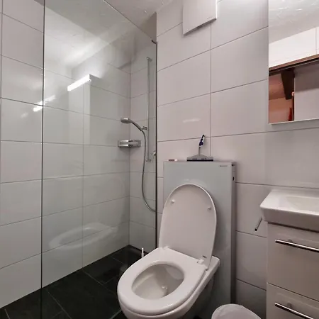 Alpengarten 1. Og Apartament